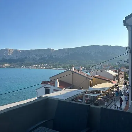 “journal” App Centar, Blizu Plaze. * Baška